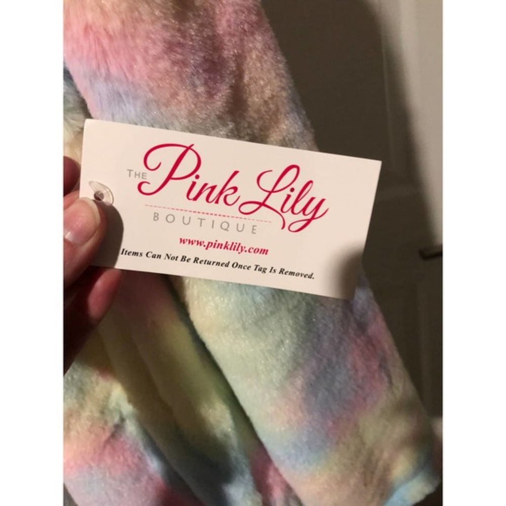NEW TIE DYE PINK LILY PULLOVER SZ M - Picture 2 of 5